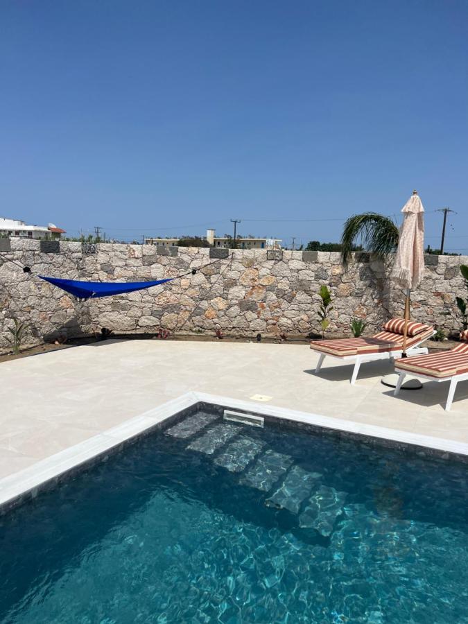 Cora May Central Villa With Private Pool 200M To The Beach فاليراكي المظهر الخارجي الصورة